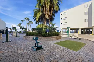 2506 N Rocky Point Dr, Tampa, FL 33607 - Photo 13