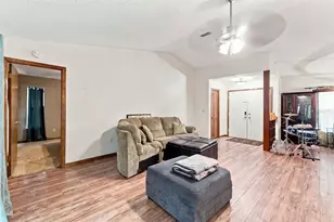 9355 Horizon Dr, Spring Hill, FL 34608 - Photo 5