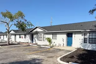 501 St Michaels Way, Tarpon Springs, FL 34689 - Photo 3