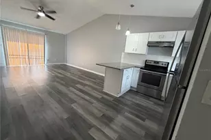 501 St Michaels Way, Tarpon Springs, FL 34689 - Photo 5
