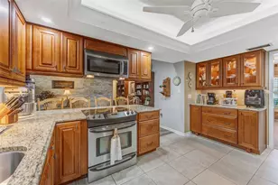 4001 Highgate Dr, Valrico, FL 33594 - Photo 3