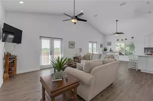 6602 S Sherrill St, Tampa, FL 33616 - Photo 11