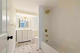 1671 Castlewood Ln, Palm Harbor, FL 34683 - Photo 31