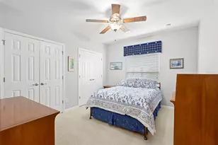 11201 Green Park Cir, Tampa, FL 33626 - Photo 25