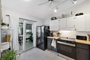 4038 Northlight Dr, Naples, FL 34112 - Photo 9