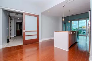 912 Channelside Dr, Tampa, FL 33602 - Photo 3