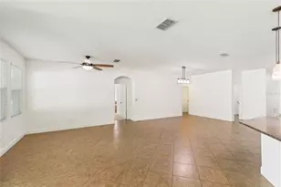 6706 Riverside Bluffs Dr, Riverview, FL 33578 - Photo 9