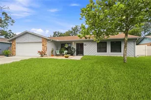 3721 Sand Pebble Dr, Valrico, FL 33596 - Photo 5