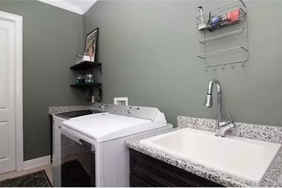 3917 W San Luis Street, Tampa, FL 33629 - Photo 35