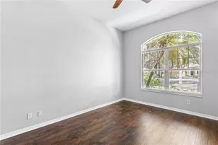 1604 Loriana St, Brandon, FL 33511 - Photo 9