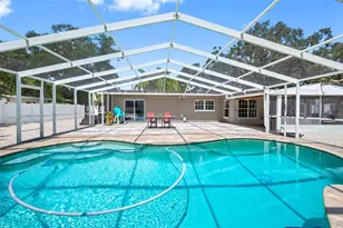 1211 Russell Dr N, Saint Petersburg, FL 33710 - Photo 37