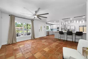 1211 Russell Dr N, Saint Petersburg, FL 33710 - Photo 11