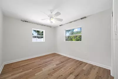 1211 Russell Drive N, Saint Petersburg, FL 33710 - Photo 31