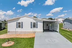 37601 Neukom Ave, Zephyrhills, FL 33541 - Photo 21