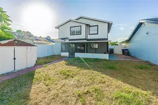 10305 Bramblewood Pl, Tampa, FL 33624 - Photo 21