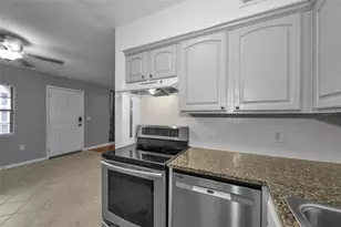 6100 Gulfport Blvd S, Gulfport, FL 33707 - Photo 11