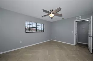 6100 Gulfport Blvd S, Gulfport, FL 33707 - Photo 25