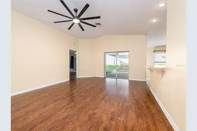 37154 Highland Bluff Circle, Dade City, FL 33523 - Photo 11