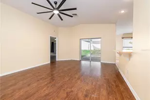 37154 Highland Bluff Cir, Dade City, FL 33523 - Photo 11