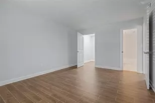 519 Plaza Seville Ct, Treasure Island, FL 33706 - Photo 17