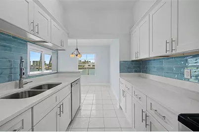 519 Plaza Seville Court #39, Treasure Island, FL 33706 - Photo 7