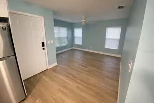 3835 18th Ave S, Saint Petersburg, FL 33711 - Photo 3