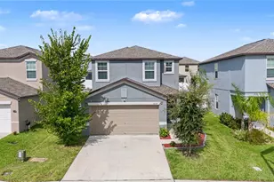 6357 Beverly Hls Dr, Zephyrhills, FL 33541 - Photo 1