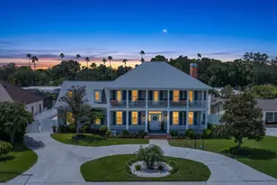 1322 Golf View Dr, Belleair, FL 33756 - Photo 1
