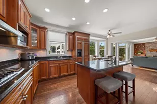 1322 Golf View Dr, Belleair, FL 33756 - Photo 17
