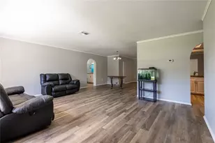 1257 Finland Dr, Spring Hill, FL 34609 - Photo 3
