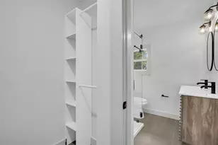 5355 2nd Ave S, Saint Petersburg, FL 33707 - Photo 49