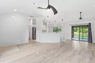 3200 N Canterbury Lake Dr, Hernando, FL 34442 - Photo 7