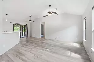 3200 N Canterbury Lake Dr, Hernando, FL 34442 - Photo 5