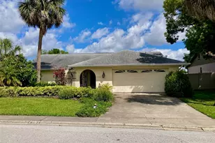 7561 Holly Lake Ln, New Port Richey, FL 34653 - Photo 1