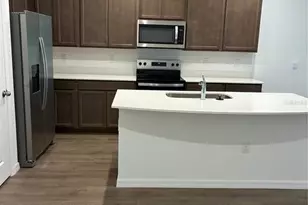 32519 Midsummer Night Ln, Wesley Chapel, FL 33543 - Photo 5
