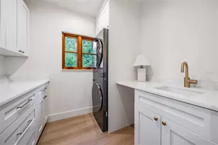 128 Carlyle Dr, Palm Harbor, FL 34683 - Photo 25