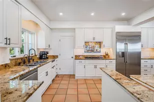 128 Carlyle Dr, Palm Harbor, FL 34683 - Photo 33