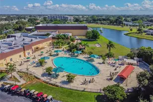 110 Gloucester Blvd, Sun City Center, FL 33573 - Photo 57