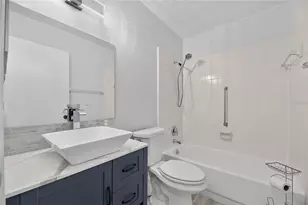 110 Gloucester Blvd, Sun City Center, FL 33573 - Photo 29