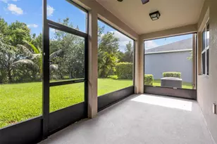12124 Lake Blvd, New Port Richey, FL 34655 - Photo 9