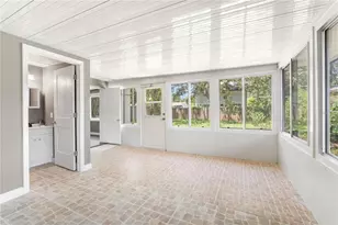 4715 W Knights Ave, Tampa, FL 33611 - Photo 17