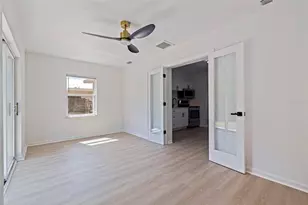 5392 44th Ave N, Saint Petersburg, FL 33709 - Photo 11
