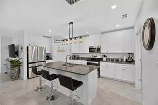 5325 Stoic Vale Dr, Wimauma, FL 33598 - Photo 21