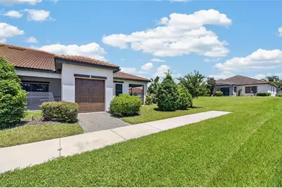 5325 Stoic Vale Drive, Wimauma, FL 33598 - Photo 5
