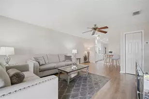 10033 64th Ave N, Saint Petersburg, FL 33708 - Photo 3