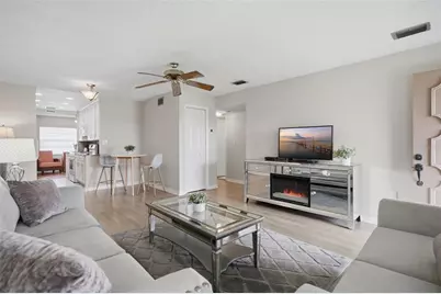10033 64th Avenue N #16, Saint Petersburg, FL 33708 - Photo 7