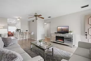 10033 64th Ave N, Saint Petersburg, FL 33708 - Photo 7