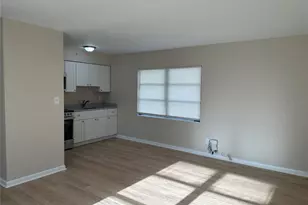 344 33rd Ave N, Saint Petersburg, FL 33704 - Photo 7