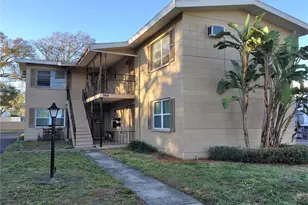 344 33rd Ave N, Saint Petersburg, FL 33704 - Photo 1
