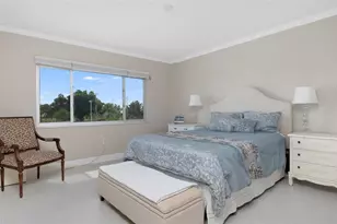 1200 N Shore Dr NE, Saint Petersburg, FL 33701 - Photo 7
